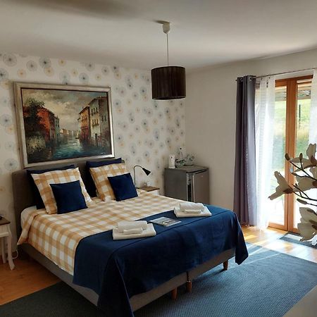 Aux Trois Muriers Villeneuve-sur-Lot Exterior foto